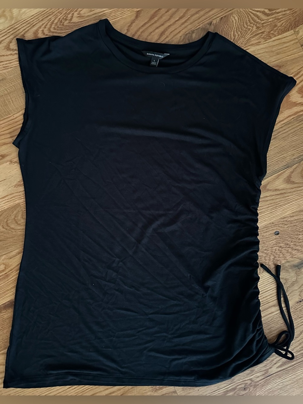 Banana Republic Black Ruched Side Tie Top NWT Size L Stretch Tee
